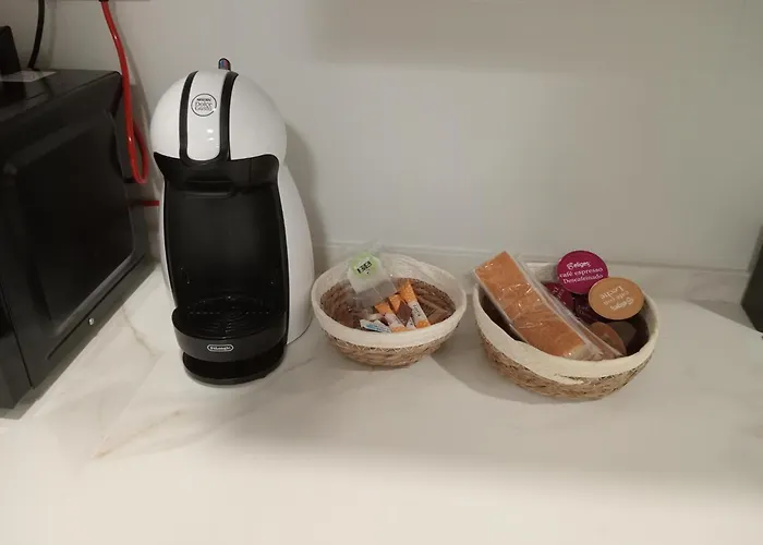 Amor, Emocion Y Mas, Autentico Apartamento Centrico Climatizado,Con Wifi, Cercano A La Catedral Y Estaciones