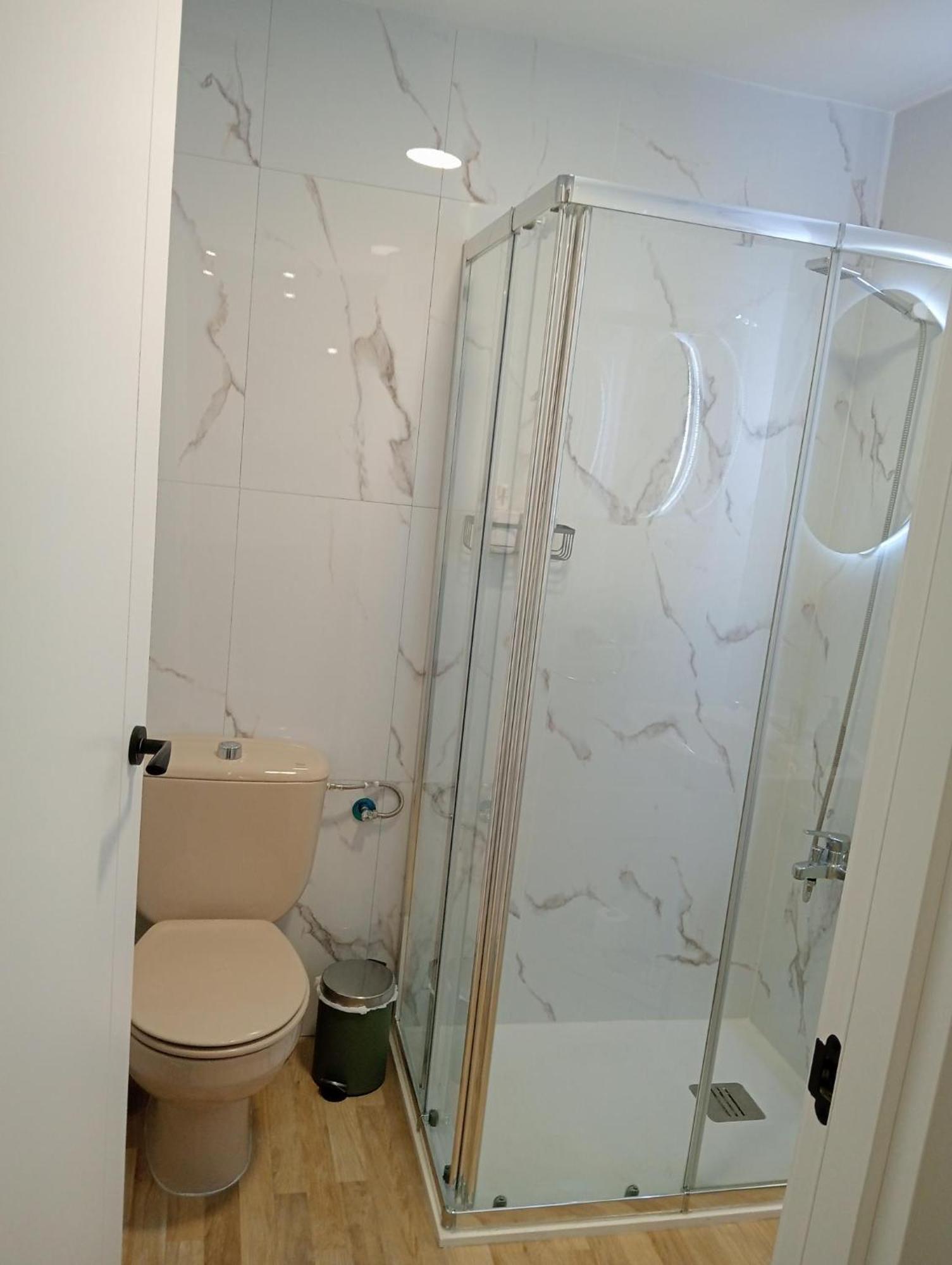 Appartement Amor, Emocion Y Mas, Autentico Centrico Climatizado,con Wifi, Cercano A La Catedral Y Estaciones *